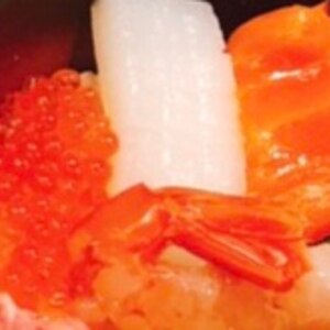 寿司桶なしで❤海老&カニカマの海鮮丼♪